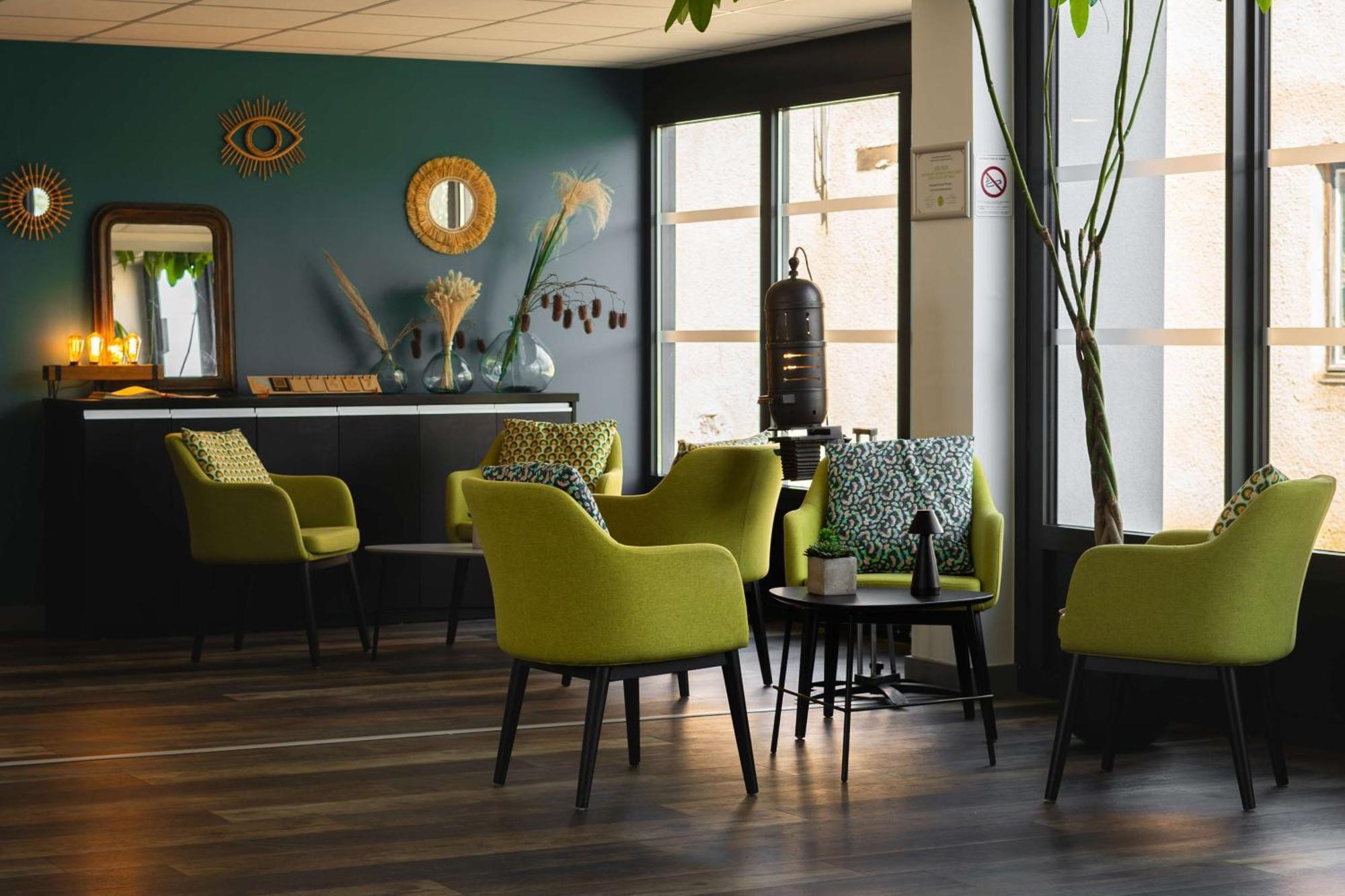 Sure Hotel By Best Western Les Portes De Montauban Exterior photo